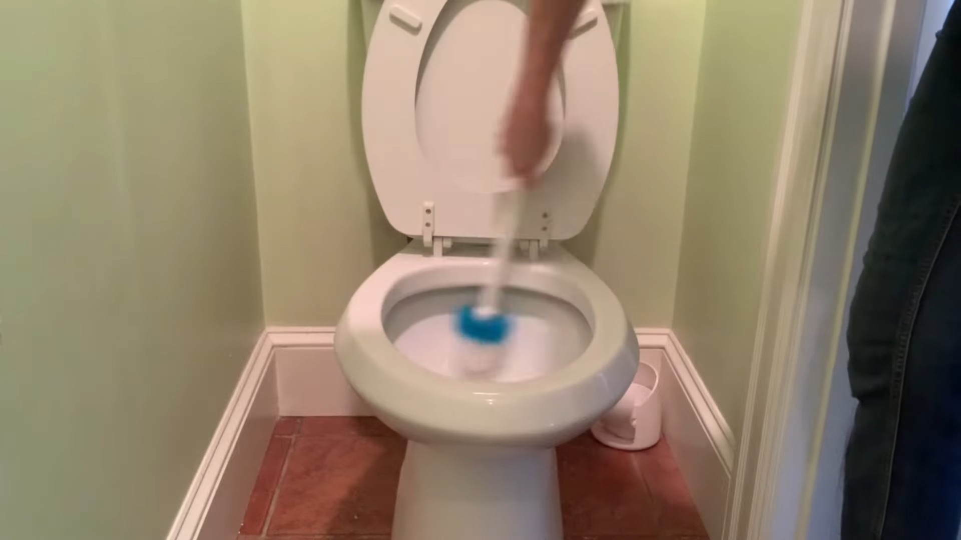 DIY cleaning recipes